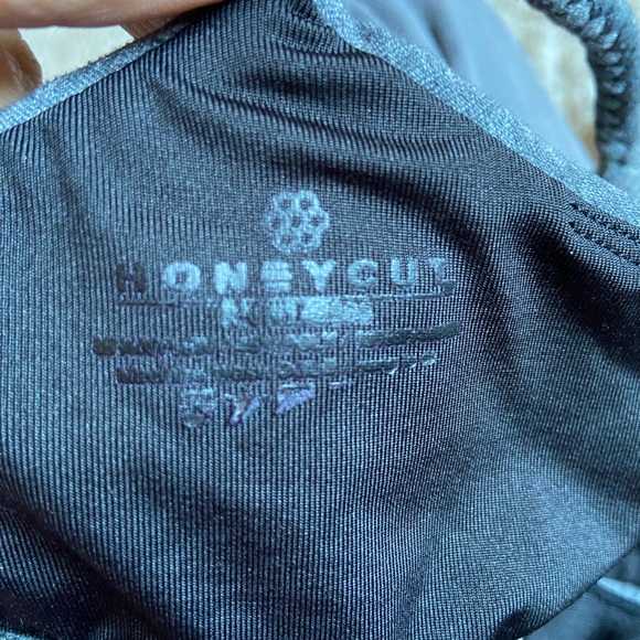 Honeycut Official “Joy Luck” top in Heather Grey - Picture 8 of 8